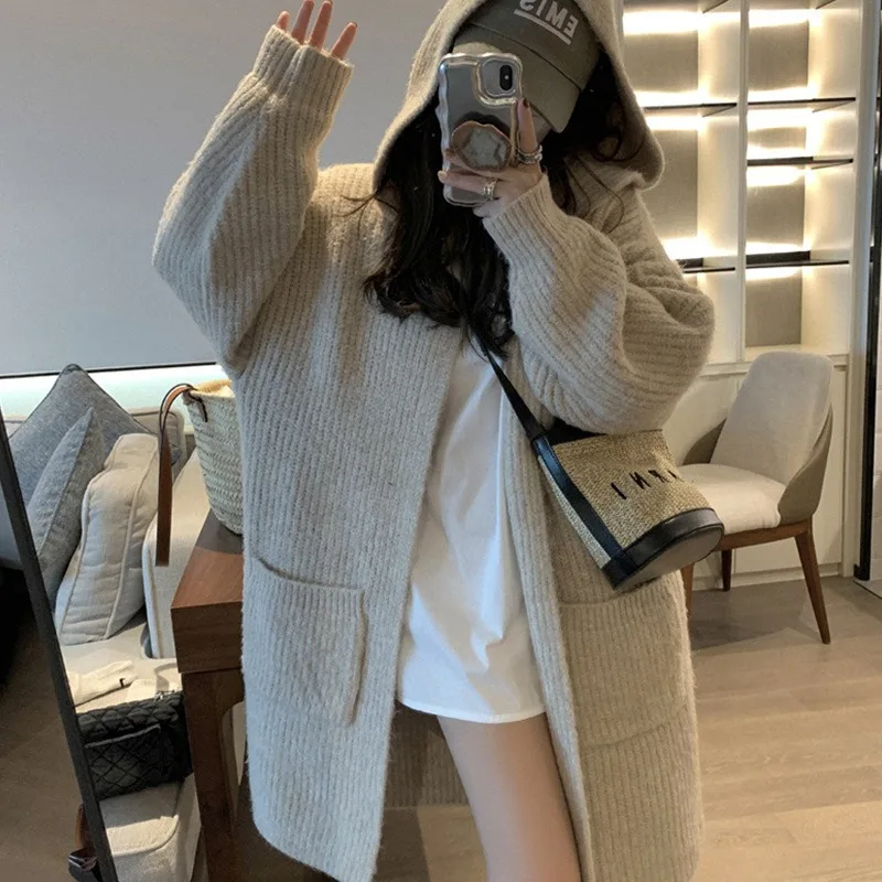 Korean Fashion Long Sweater Cardigan Women Lazy Wind Hooded Loose Soft Knitted Cardigan Fall Winter Zippers Sweater Tops Coat
Korean Fashion Long Sweater Cardigan Women Lazy Wind Hooded Loose Soft Knitted Cardigan Fall Winter Zippers Sweater Tops Coat