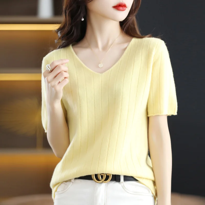 Spring 100%Wool Short-Sleeved New Ladies T-Shirt V-Neck Thin Pullovers Cashmere Knit Base Shirt Half-Sleeve Sweater Women Trend
Spring 100%Wool Short-Sleeved New Ladies T-Shirt V-Neck Thin Pullovers Cashmere Knit Base Shirt Half-Sleeve Sweater Women Trend