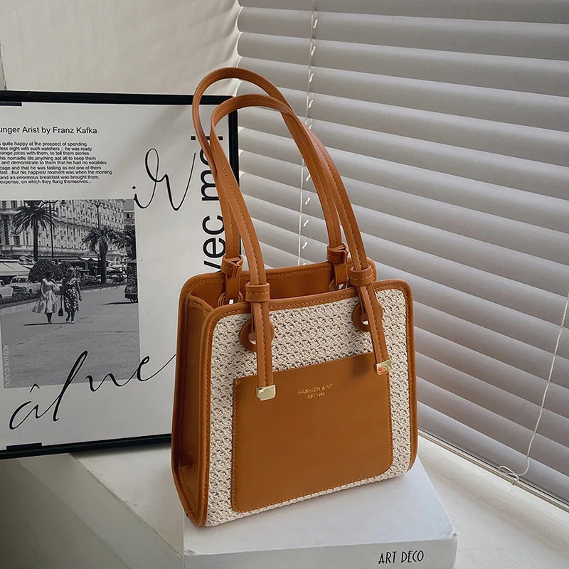 Summer Large Capacity Women's Straw Bag 2022 New Weaving Casual Solid Shoulder Bags for Women Square Seaside Beach Lady Handbag
Summer Large Capacity Women's Straw Bag 2022 New Weaving Casual Solid Shoulder Bags for Women Square Seaside Beach Lady Handbag