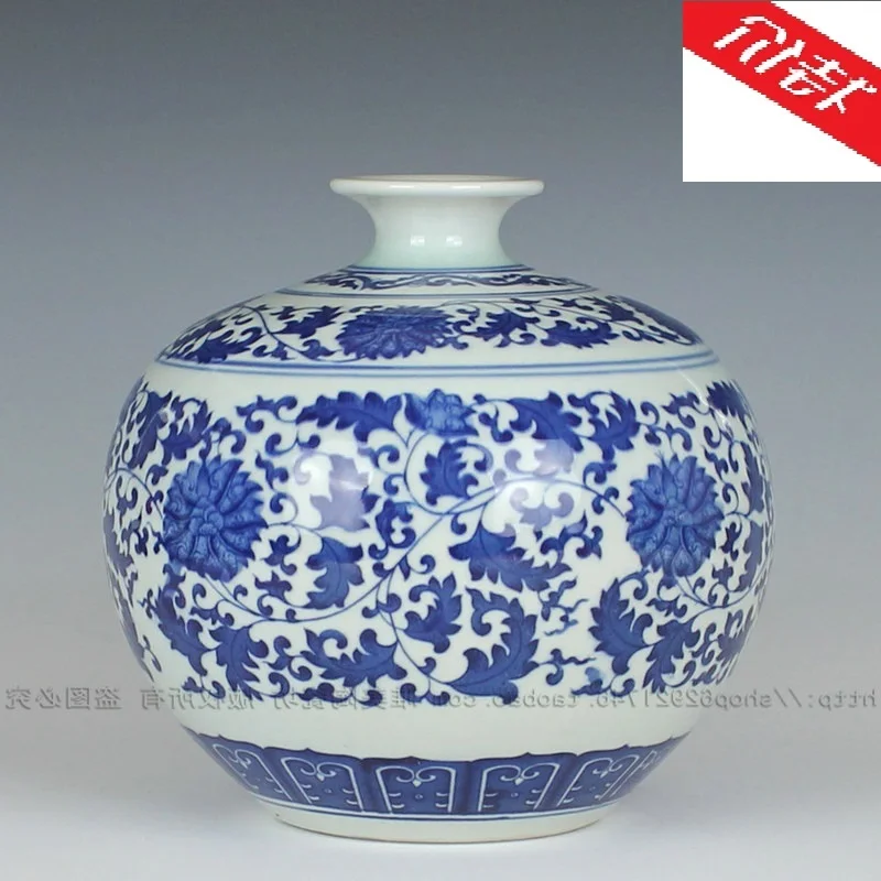 Antique Jingdezhen bound lotus flower Pomegranate bottles of ceramic handicraft furnishing articles
Antique Jingdezhen bound lotus flower Pomegranate bottles of ceramic handicraft furnishing articles