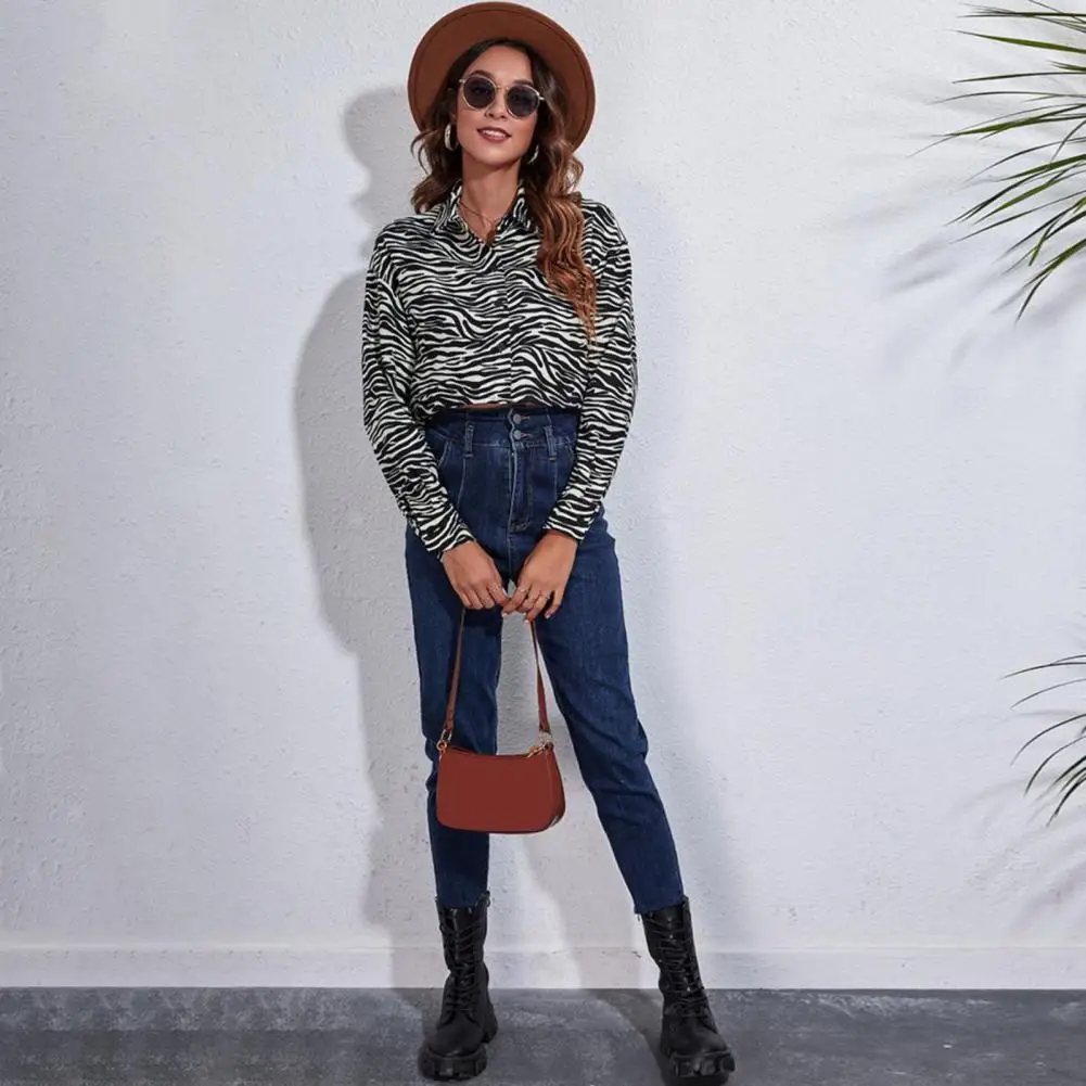 Comfortable Jacket Chic Plaid Print Cropped Jackets for Women Stylish Single Breasted Outwear with Loose Fit Long for Spring
Comfortable Jacket Chic Plaid Print Cropped Jackets for Women Stylish Single Breasted Outwear with Loose Fit Long for Spring