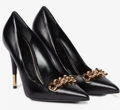 Туфли-лодочки Женские однотонные, кожаные, с острым носком, на шпильке, без застежки, с металлической цепочкой спереди, пикантные вечерние т... 
Туфли-лодочки Женские однотонные, кожаные, с острым носком, на шпильке, без застежки, с металлической цепочкой спереди, пикантные вечерние т...