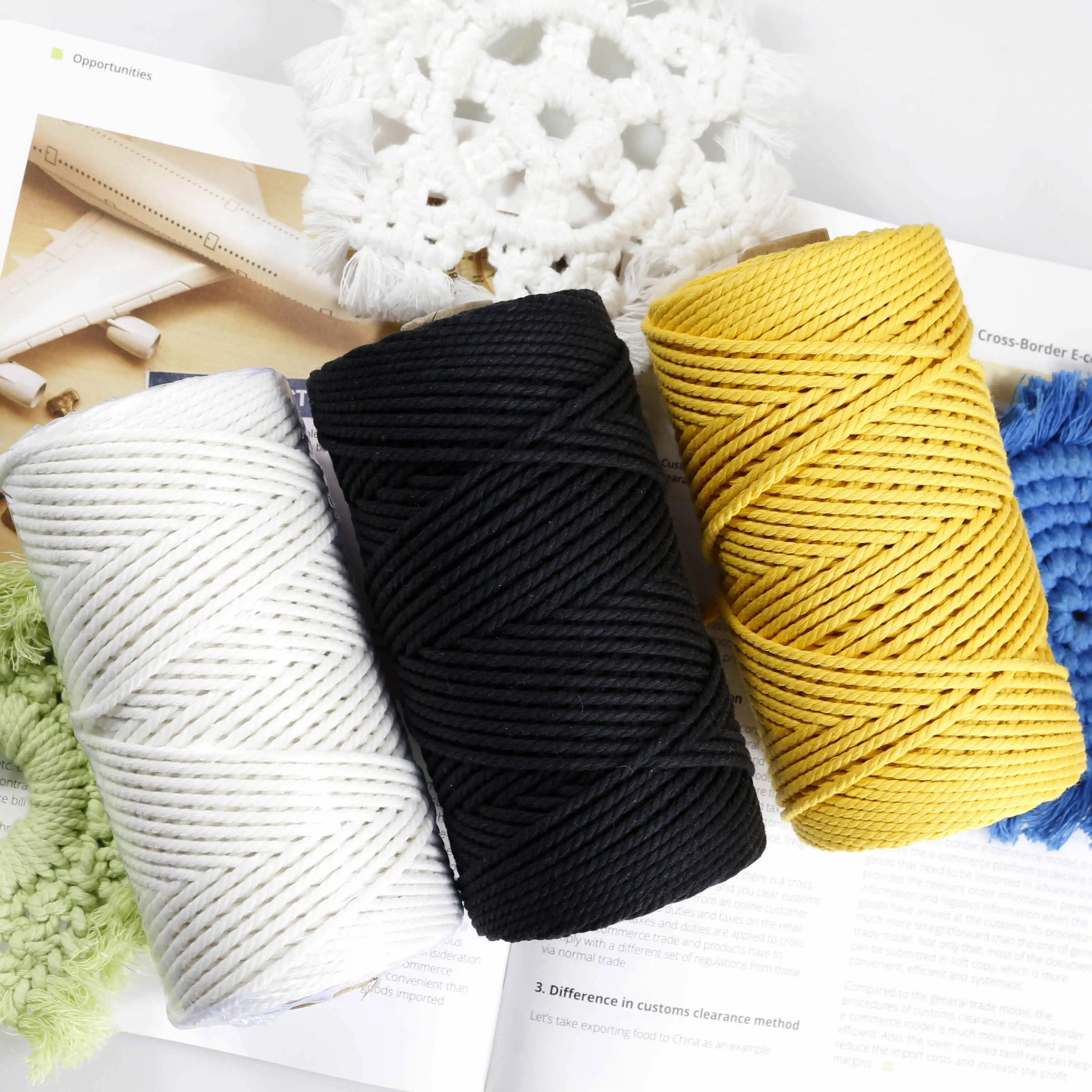 Colored Diy Macrame Cord String Sewing 3mm 100M Cotton Rope Trim Jewelry Making Thread Handmade Dream Catchers Wedding Decor
Colored Diy Macrame Cord String Sewing 3mm 100M Cotton Rope Trim Jewelry Making Thread Handmade Dream Catchers Wedding Decor