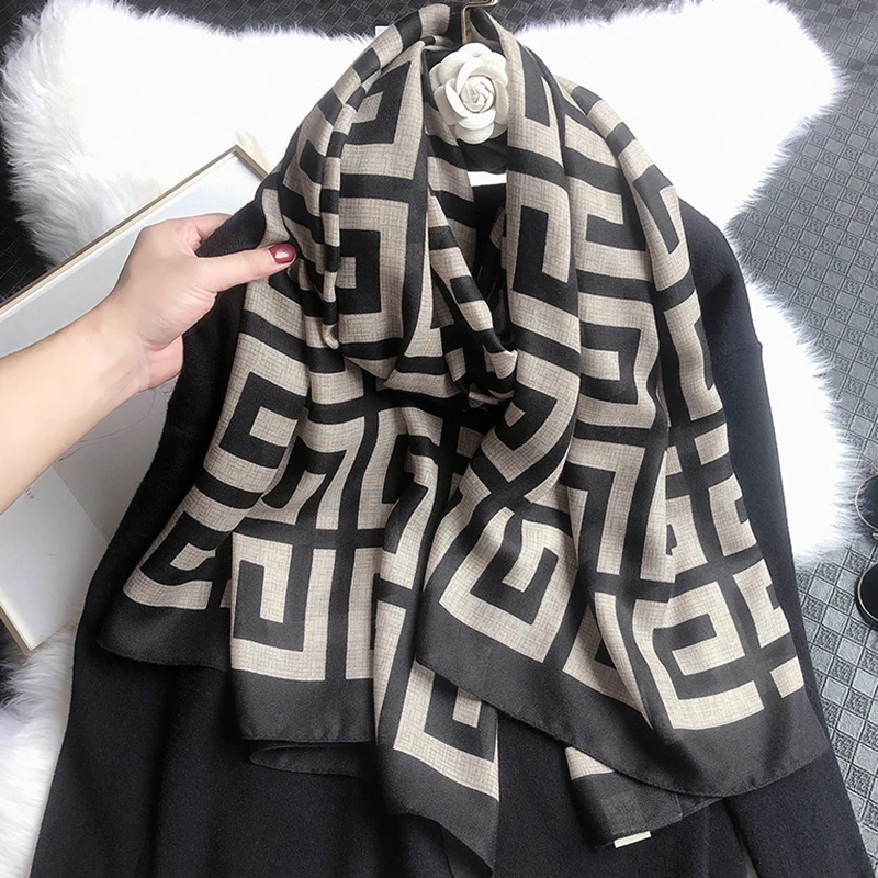 Brand Autumn winter women beach quality shawl cotton scarf lady fashion scarves bandana pashmina wrap hijab muffler
Brand Autumn winter women beach quality shawl cotton scarf lady fashion scarves bandana pashmina wrap hijab muffler