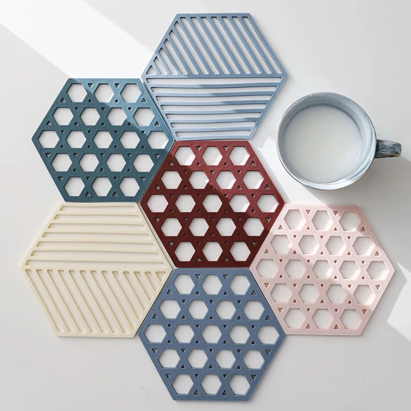 1PC Silicone Tableware Insulation Mat Coaster Cup Hexagon Mats Pad Heat-insulated Bowl Placemat Home Decor Desktop
1PC Silicone Tableware Insulation Mat Coaster Cup Hexagon Mats Pad Heat-insulated Bowl Placemat Home Decor Desktop