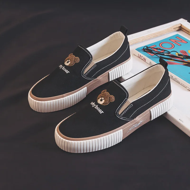 2023 Women Autumn New Canvas Shoes Female Korean Version Cute Bear Embroidery Loafers Flat Bottom Student Casual White Lazy Shoe
2023 Women Autumn New Canvas Shoes Female Korean Version Cute Bear Embroidery Loafers Flat Bottom Student Casual White Lazy Shoe