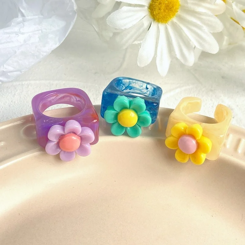 Korea Acrylic Flower Ring Colorful Transparent Resin Square Geometric Ring Women's Jewelry Gift Wholesale 2022 New
Korea Acrylic Flower Ring Colorful Transparent Resin Square Geometric Ring Women's Jewelry Gift Wholesale 2022 New