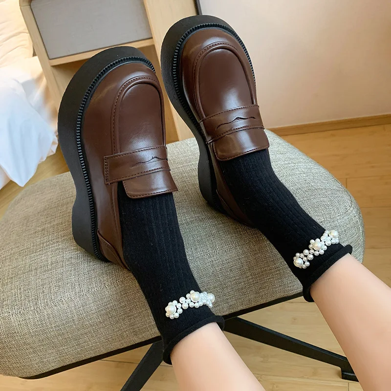 Туфли A foot женские кожаные в британском стиле, толстая подошва, лоферы, подходящие ко всему, Корейская версия, весна-лето 2023
Туфли A foot женские кожаные в британском стиле, толстая подошва, лоферы, подходящие ко всему, Корейская версия, весна-лето 2023