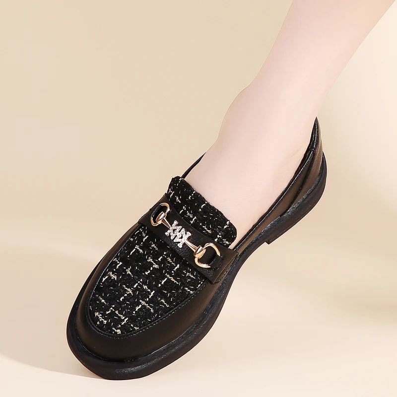 Brand Women's Shoes Breathable Fabric Leather Shoe Lady Soft Sole Shoe Woman Non-slip Metrel Decoration Leather Shoes Female
Brand Women's Shoes Breathable Fabric Leather Shoe Lady Soft Sole Shoe Woman Non-slip Metrel Decoration Leather Shoes Female