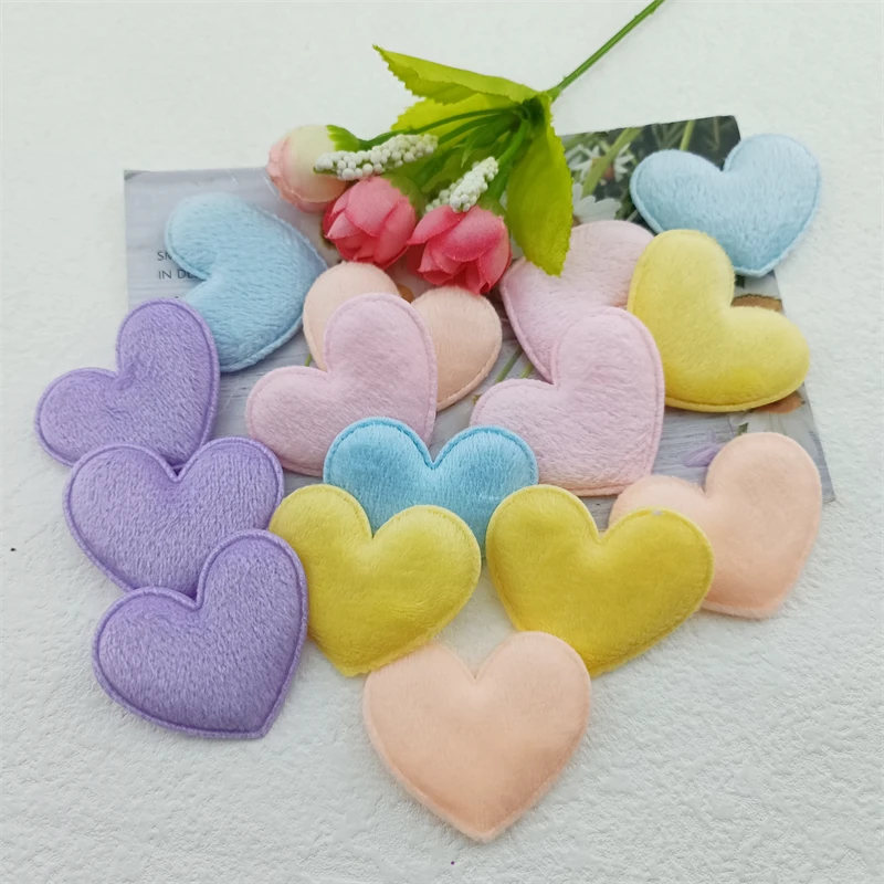 

200Pcs 4.5*4CM Furry Felt Heart Padded Fabric Patches for Clothes Hats Hairpin Ornament Accessories DIY Craft Embarrassment