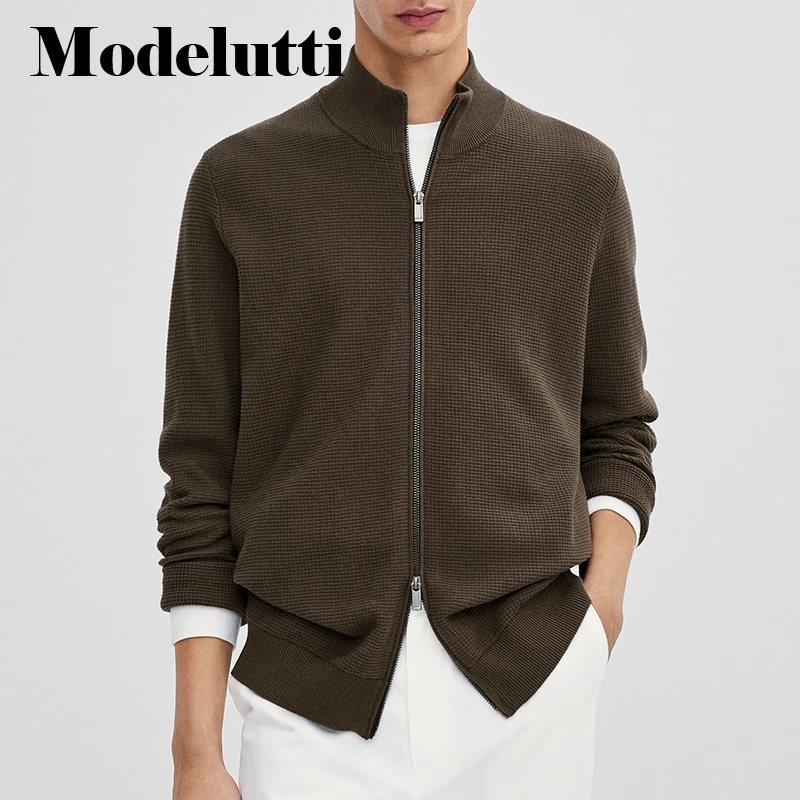 Modelutti 2022 Autumn Winter Fashion New Men Knitted Stand Neck Sweater Zipper Cardigans Coat Solid Color Simple Casual Top Male
Modelutti 2022 Autumn Winter Fashion New Men Knitted Stand Neck Sweater Zipper Cardigans Coat Solid Color Simple Casual Top Male