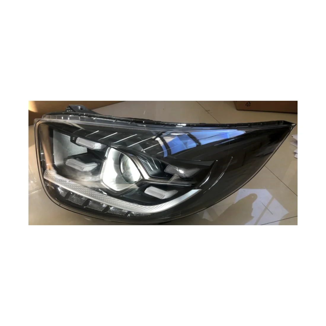 Led Head Lamp For Kia Led Headlight For Picanto 2021 92101-G6400 92102-G6400 
Led Head Lamp For Kia Led Headlight For Picanto 2021 92101-G6400 92102-G6400