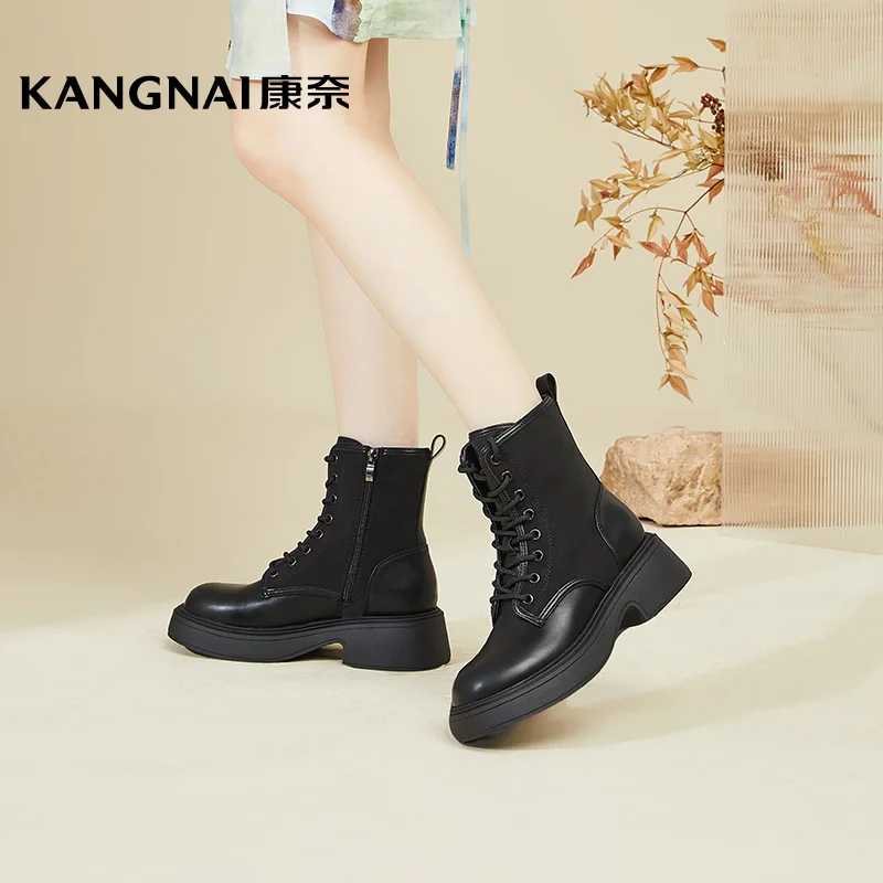 Женские ботинки из синтетической кожи со шнуровкой и круглым носком
Женские ботинки из синтетической кожи со шнуровкой и круглым носком