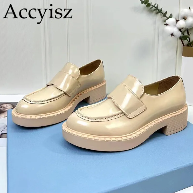 Spring Autumn British Style Genuine Leather Flat Shoes Thick heel Loafers Women Round Toe Vacation Outdoors Leisure Single Shoes
Spring Autumn British Style Genuine Leather Flat Shoes Thick heel Loafers Women Round Toe Vacation Outdoors Leisure Single Shoes
