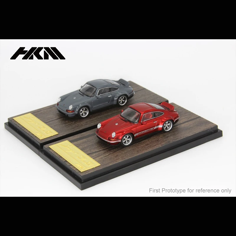 HKM 1/64 Model Car RWB 964 Singer DLS Running Car Alloy Vehicle Die-cast Collection - Metallic Red and Grey
HKM 1/64 Model Car RWB 964 Singer DLS Running Car Alloy Vehicle Die-cast Collection - Metallic Red and Grey