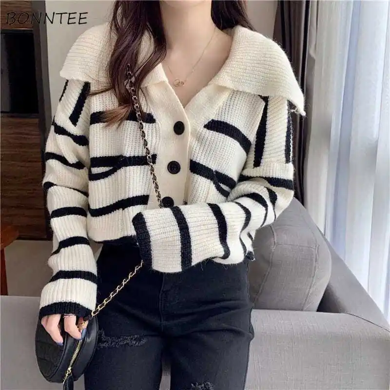 Cardigan Women Casual Long Sleeve Sailor Collar Autumn Loose Vintage Striped Knitted Sweater Sweet Student Korean Preppy Style
Cardigan Women Casual Long Sleeve Sailor Collar Autumn Loose Vintage Striped Knitted Sweater Sweet Student Korean Preppy Style