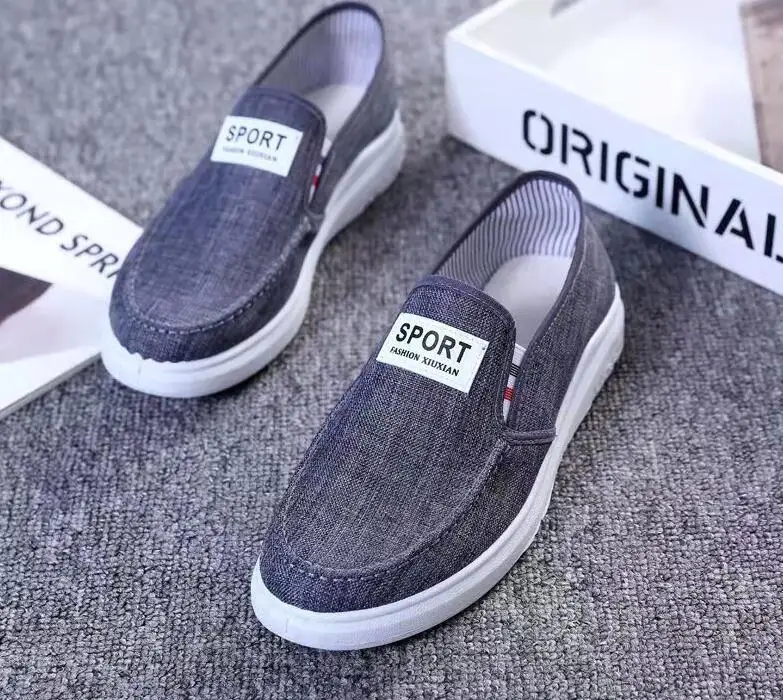 D129 New High Quality Fashion Classic Men Women Skateboarding Shoes Outdoor Sport Sneakers eur 35-45
D129 New High Quality Fashion Classic Men Women Skateboarding Shoes Outdoor Sport Sneakers eur 35-45