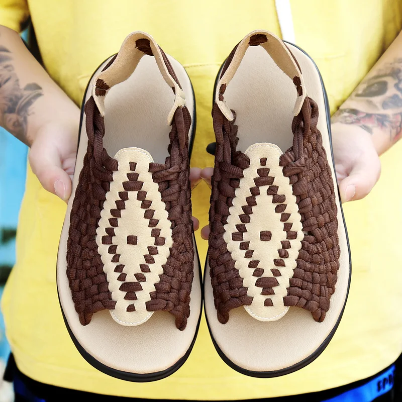 Men's Woven Sandals Large Size 35-45 Summer Casual Shoes for Men and Women Couples Fashion Thick Soled Beach Shoes Slides
Men's Woven Sandals Large Size 35-45 Summer Casual Shoes for Men and Women Couples Fashion Thick Soled Beach Shoes Slides