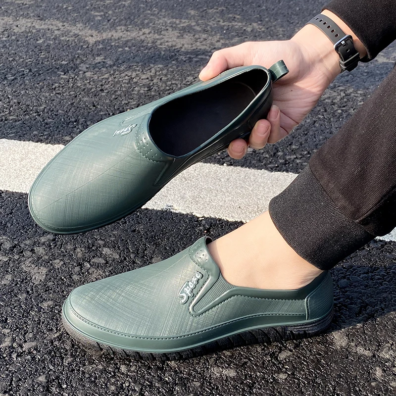 Men Slip-on Rain Shoes 2023 Summer Waterproof Rubber Breathable Low-top Outdoor Casual Comfort Male Thick Platform Fishing Shoes
Men Slip-on Rain Shoes 2023 Summer Waterproof Rubber Breathable Low-top Outdoor Casual Comfort Male Thick Platform Fishing Shoes