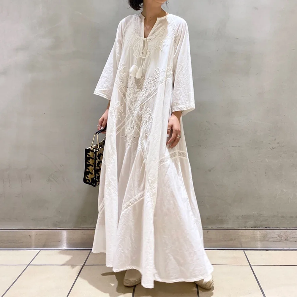 Women's Dress Japan Korean Casual Loose Temperament Loose V-neck Tie Skirt Autumn Spring Ladies New 2022 Fashion Long Sleeve
Women's Dress Japan Korean Casual Loose Temperament Loose V-neck Tie Skirt Autumn Spring Ladies New 2022 Fashion Long Sleeve