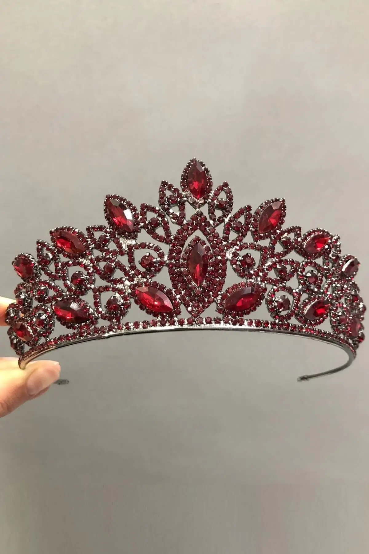 Bridal Accessories Claret Red Bride And Crown Wedding Handmade For Bride And Bride 
Bridal Accessories Claret Red Bride And Crown Wedding Handmade For Bride And Bride