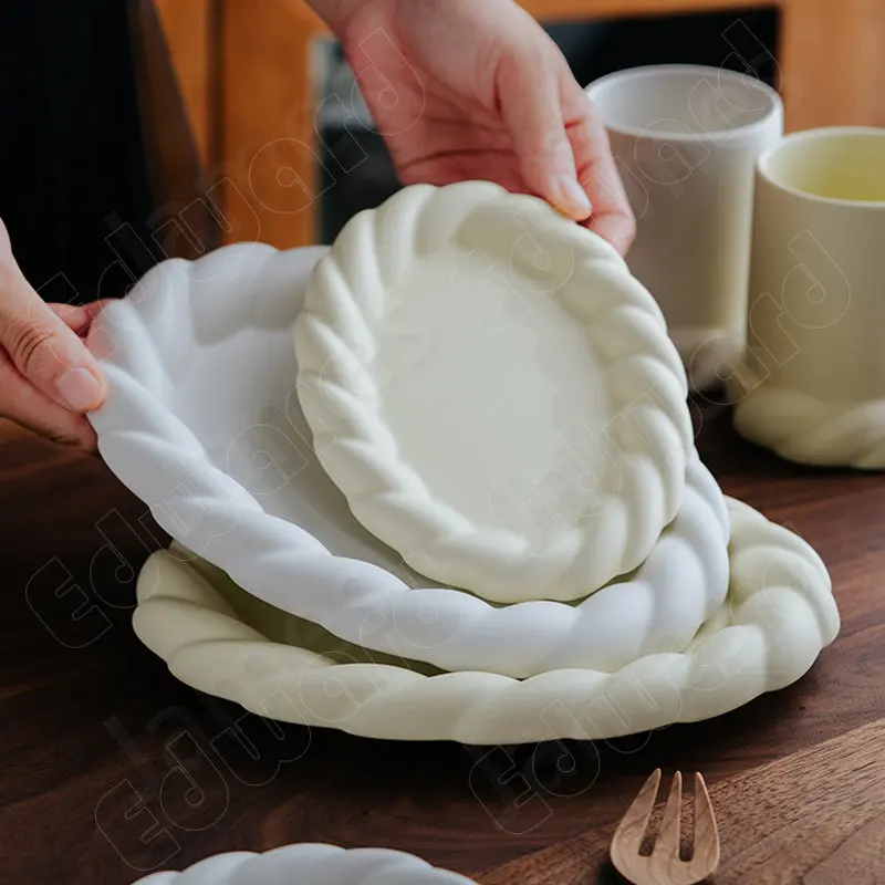 Однотонная ретро-посуда и кофейная чашка, чайная кружка, молочная чашка, стейк, паста, десерт, фрукты, овощи, салат, посуда 
Однотонная ретро-посуда и кофейная чашка, чайная кружка, молочная чашка, стейк, паста, десерт, фрукты, овощи, салат, посуда