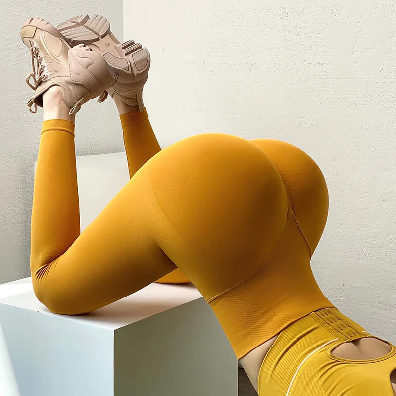 New European and American Cross border Network Red Peach Hip Yoga High Waist Nude Sports Tights Seamless Lifting Fitness Pants
New European and American Cross border Network Red Peach Hip Yoga High Waist Nude Sports Tights Seamless Lifting Fitness Pants