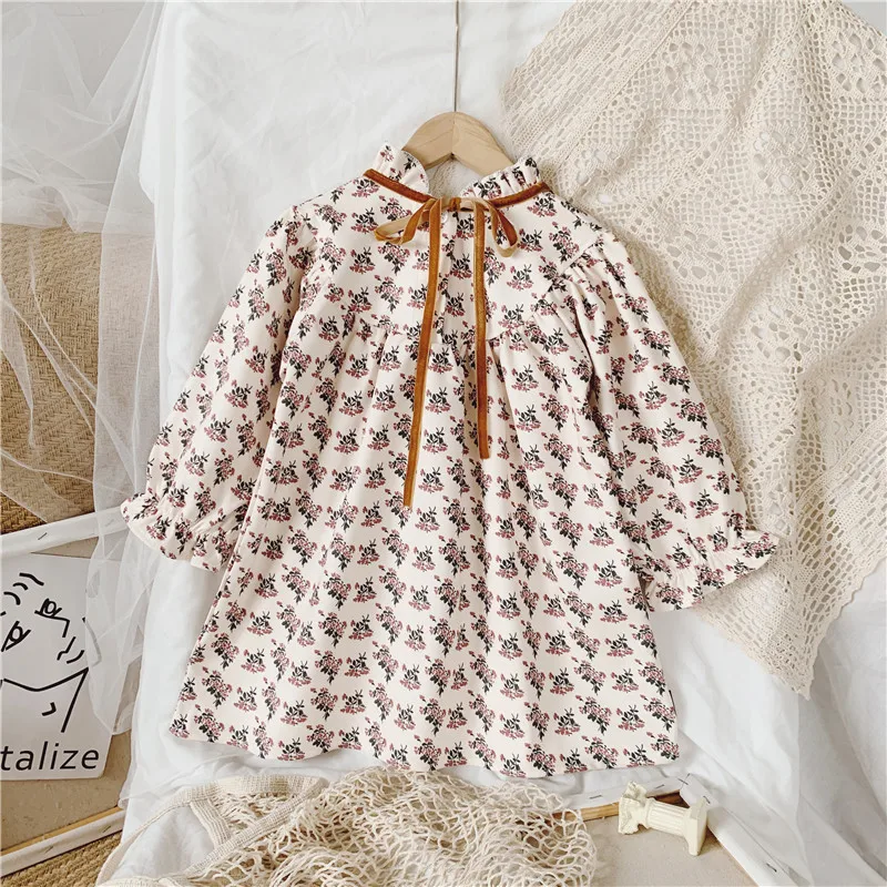 Sweet Spring Baby Girls Dress New Korean Children Flower Clothes Fashion Long Sleeve Retro Princess Clothes Kids Casual Dresses 
Sweet Spring Baby Girls Dress New Korean Children Flower Clothes Fashion Long Sleeve Retro Princess Clothes Kids Casual Dresses