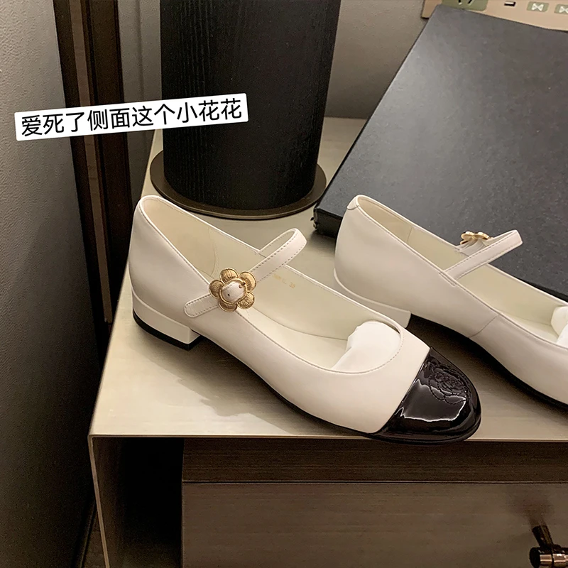 Korean Shoes Round Toe Oxfords Women's Female Footwear Low Heels Casual Sneaker 2022 Leather Summer Dress On Heels Retro Comfort
Korean Shoes Round Toe Oxfords Women's Female Footwear Low Heels Casual Sneaker 2022 Leather Summer Dress On Heels Retro Comfort