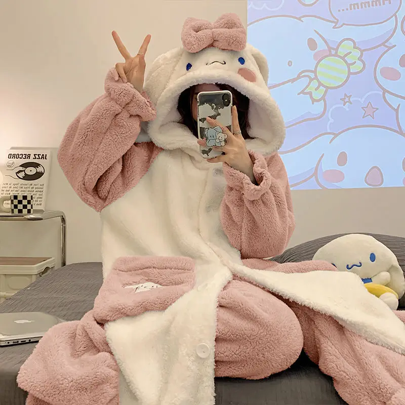 Пижамные комплекты Sanrios, зимняя теплая утепленная Фланелевая пижама Kuromi, мультяшная Пижама для женщин, Повседневная Домашняя одежда...
Пижамные комплекты Sanrios, зимняя теплая утепленная Фланелевая пижама Kuromi, мультяшная Пижама для женщин, Повседневная Домашняя одежда...
