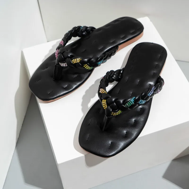 2021 New Women Flip Flops Plus Size 42 Casual Flat Bottom Summer Outdoor Shoes Woman Crystal Slippers Female Beach Shoes
2021 New Women Flip Flops Plus Size 42 Casual Flat Bottom Summer Outdoor Shoes Woman Crystal Slippers Female Beach Shoes