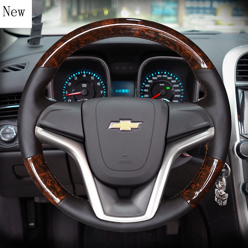 

For Chevrolet CRUZE MALIBU Xl Cavalier Monza Equinox New Sail High-quality Leather Suede Car Steering Wheel Cover Auto Parts