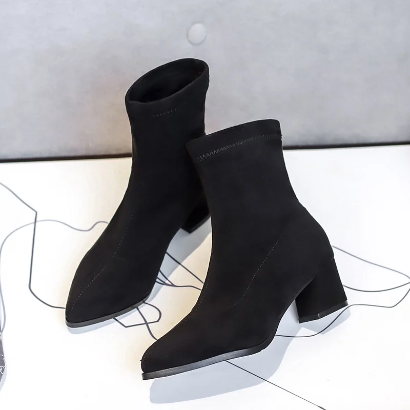 Ankle boot female autumn winter 2020 chunky with Martin single boot web celebrity versatile autumn shoes high heels pointed skin
Ankle boot female autumn winter 2020 chunky with Martin single boot web celebrity versatile autumn shoes high heels pointed skin