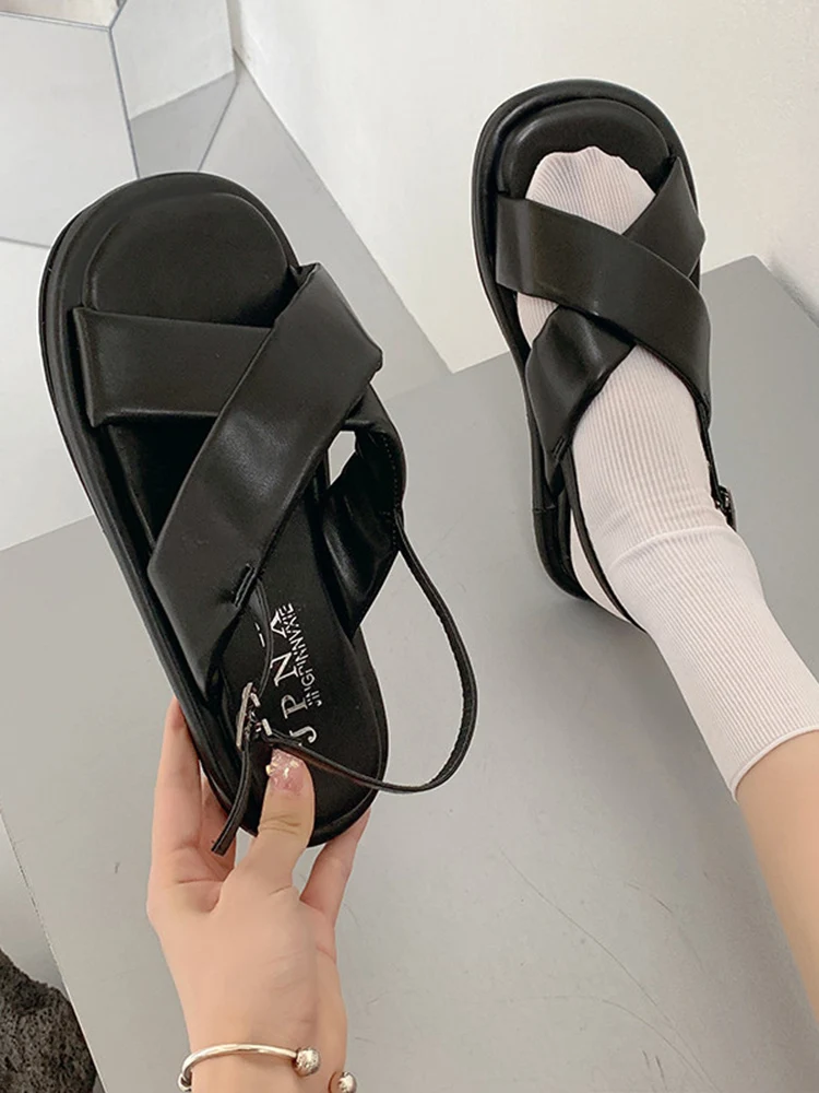 Женские сандалии-гладиаторы на плоской подошве, повседневные однотонные сандалии с ремешком сзади для девушек, черные, лето 2022
Женские сандалии-гладиаторы на плоской подошве, повседневные однотонные сандалии с ремешком сзади для девушек, черные, лето 2022