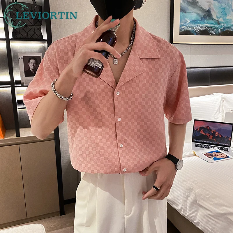 Men Social Luxury Short Sleeve Shirt Streetwear Summer Solid Color Cuban Collar Checkerboard Loose Blouse Tops Business Casual
Men Social Luxury Short Sleeve Shirt Streetwear Summer Solid Color Cuban Collar Checkerboard Loose Blouse Tops Business Casual