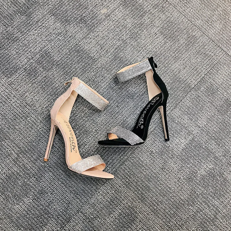 Sparkling Apricot Black Diamond Crystal High Heels Women Sandals 2022 New Summer Sexy Club Heels Sandals Women Plus Size 35-43
Sparkling Apricot Black Diamond Crystal High Heels Women Sandals 2022 New Summer Sexy Club Heels Sandals Women Plus Size 35-43