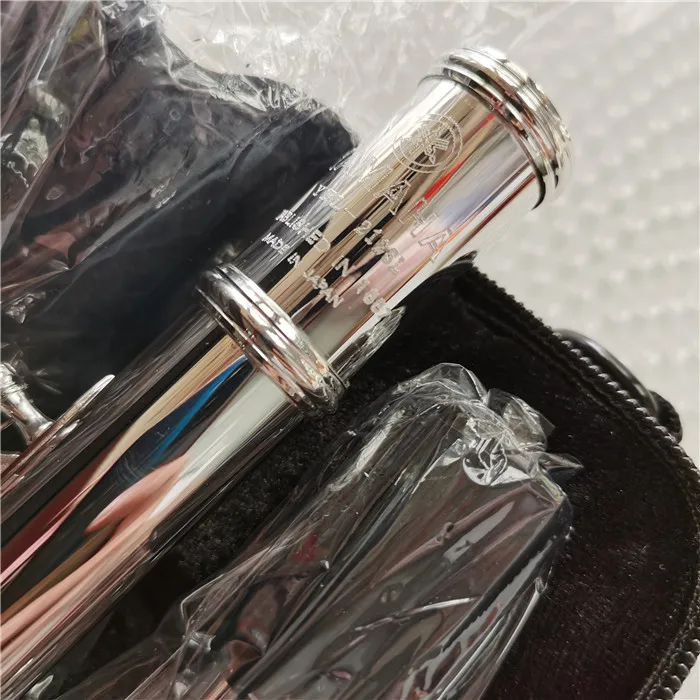 Top Japan Flute 212SL Professional Cupronickel C Key 16 Hole Flute Silver Plated Musical Instruments With Case and Accessories
Top Japan Flute 212SL Professional Cupronickel C Key 16 Hole Flute Silver Plated Musical Instruments With Case and Accessories