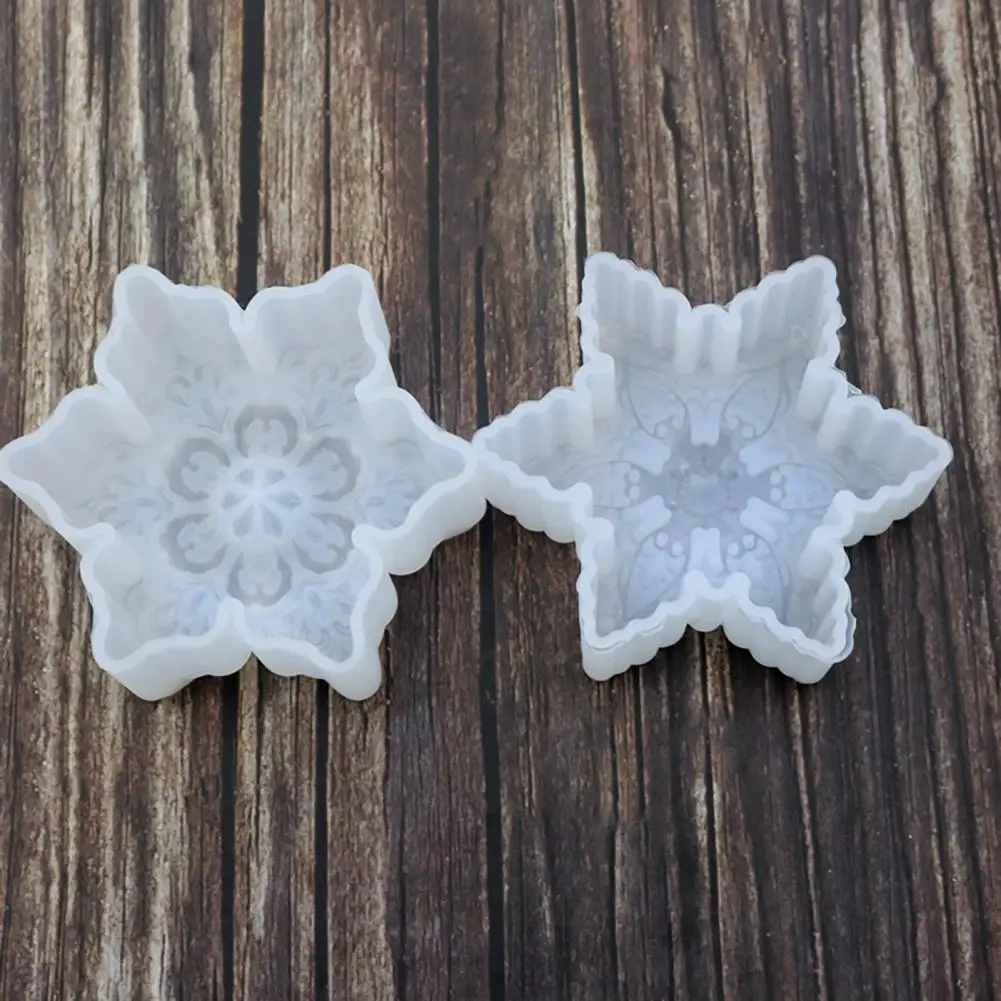 Durable Silicone Mold Mirrored Flexible Aromatherapy Plaster Candle Decorating Mould Lightweight Snowflake Mold for Home
Durable Silicone Mold Mirrored Flexible Aromatherapy Plaster Candle Decorating Mould Lightweight Snowflake Mold for Home