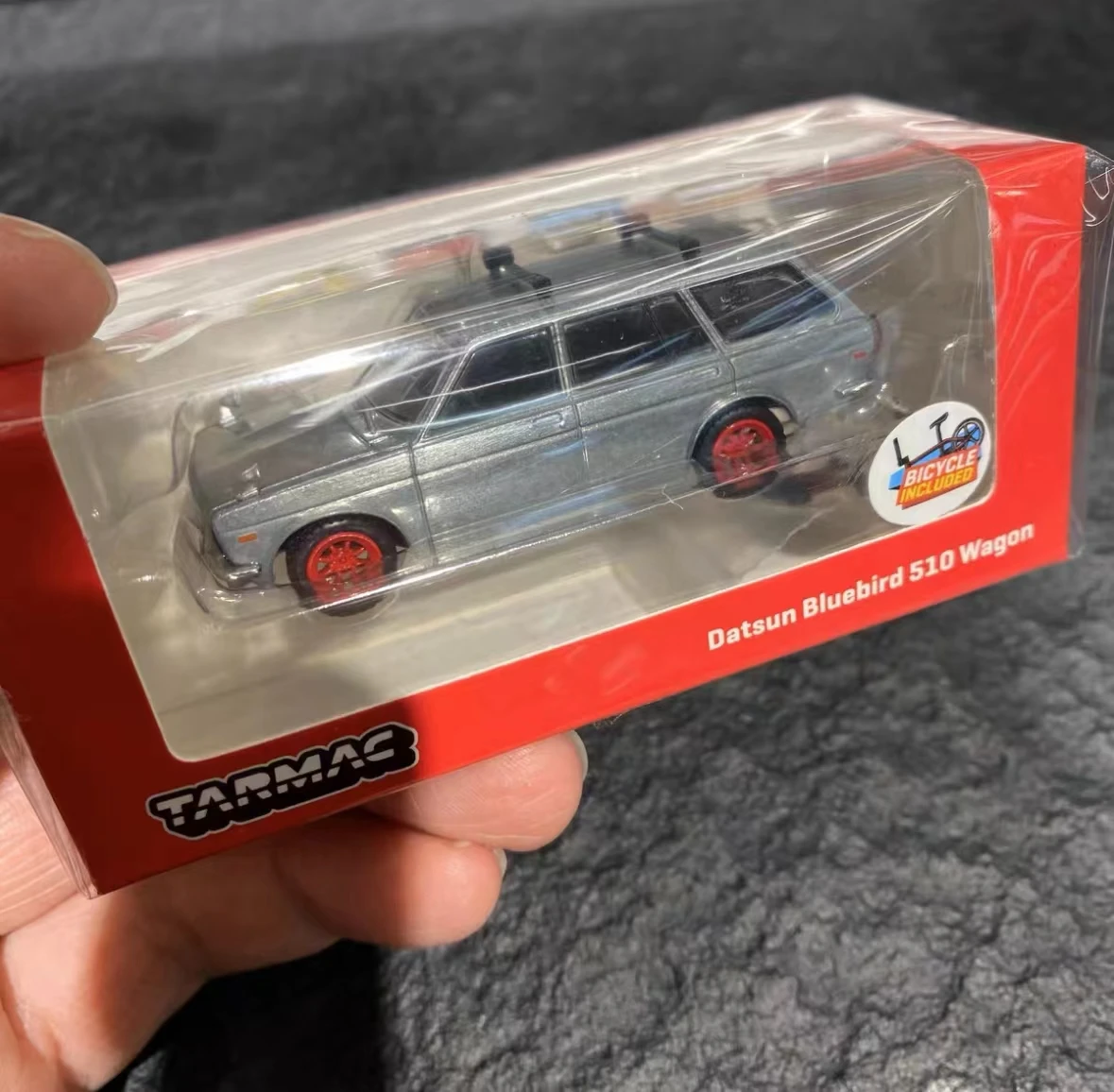 * Ценный товар для Чейза * Tarmac работает 1:64 Datsun BlueBird 510, модель автомобиля для пикапа
* Ценный товар для Чейза * Tarmac работает 1:64 Datsun BlueBird 510, модель автомобиля для пикапа