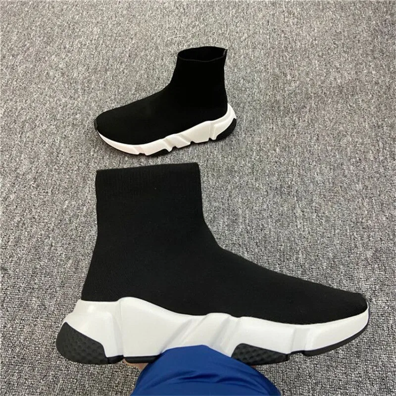 2022 New Top Quality luxury brand Designer Socks Shoes Speed Trainer Sneakers High Platform Men Women Breathable Sports Shoes
2022 New Top Quality luxury brand Designer Socks Shoes Speed Trainer Sneakers High Platform Men Women Breathable Sports Shoes