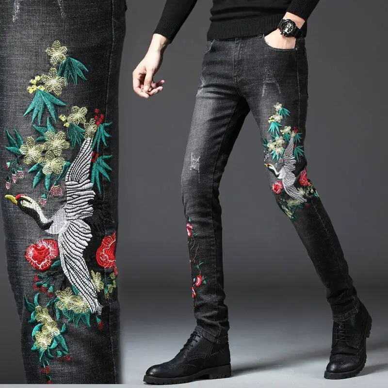 High Quality Men's Embroidery Denim Pants Scratches Decoration Fashion Casual Jeans Classic Slim Style Black Stretch Trousers;
High Quality Men's Embroidery Denim Pants Scratches Decoration Fashion Casual Jeans Classic Slim Style Black Stretch Trousers;