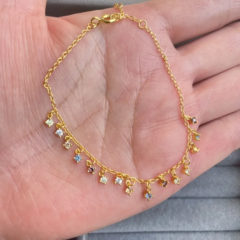 Fashionable gilded tassel color diamond bracelet S925 sterling silver minority exquisite bracelet luxury gift package
Fashionable gilded tassel color diamond bracelet S925 sterling silver minority exquisite bracelet luxury gift package