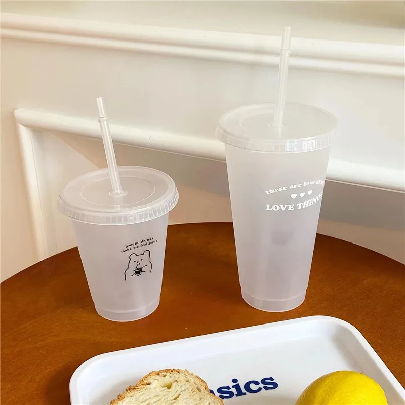 Милая бутылка для воды для кофе, сока, молока, чая, пластиковые холодные чашки с крышкой, соломинка, портативная многоразовая бутылка для пит...
Милая бутылка для воды для кофе, сока, молока, чая, пластиковые холодные чашки с крышкой, соломинка, портативная многоразовая бутылка для пит...