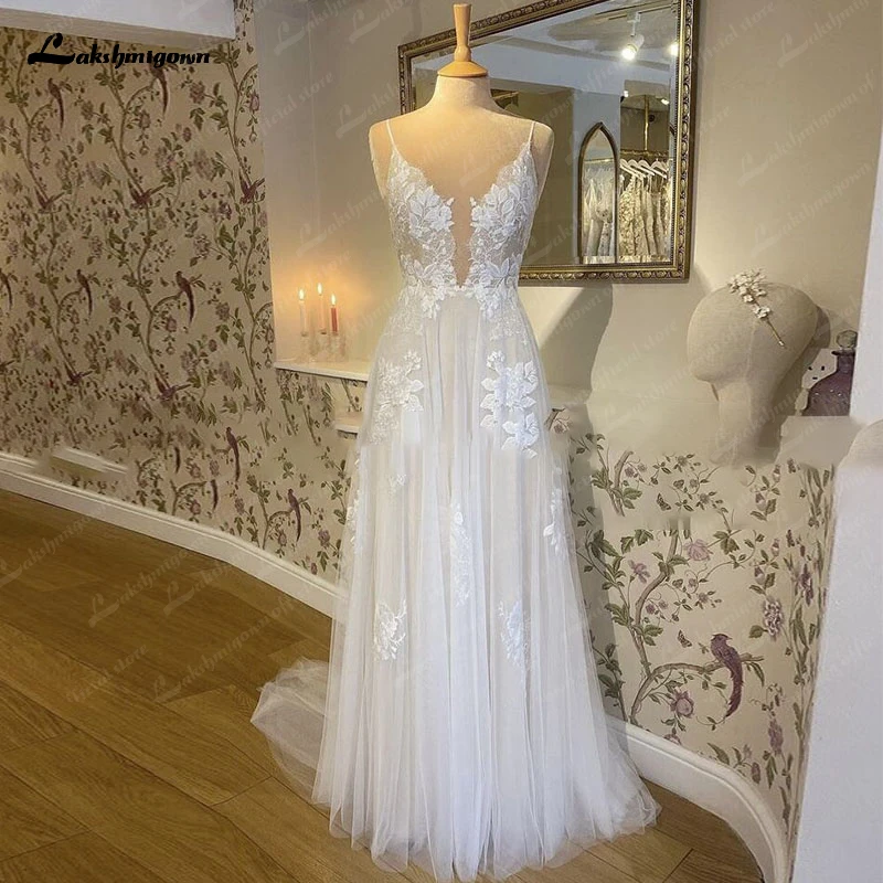 Roycebridal Floral Applique Civil Boho Wedding Dress Spaghetti Strap Plunging V neck Light Weight Soft Tulle Beach Bridal Dress
Roycebridal Floral Applique Civil Boho Wedding Dress Spaghetti Strap Plunging V neck Light Weight Soft Tulle Beach Bridal Dress