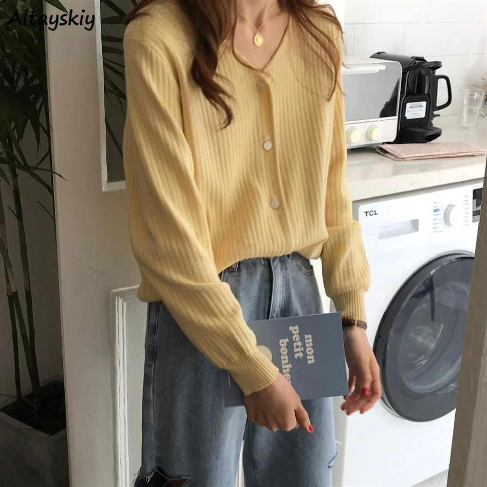V-neck Women Sweet Gentle Candy Colors Glutinous Long Sleeve Sweater Loose Knitting Outwear Autumn Ladies Slim Fashion
V-neck Women Sweet Gentle Candy Colors Glutinous Long Sleeve Sweater Loose Knitting Outwear Autumn Ladies Slim Fashion