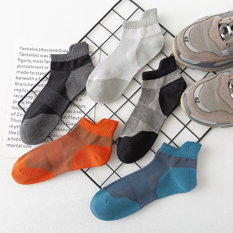 Spring and summer new men's color socks heel with small ears sport deodorant socks socks shallow mouth socks
Spring and summer new men's color socks heel with small ears sport deodorant socks socks shallow mouth socks