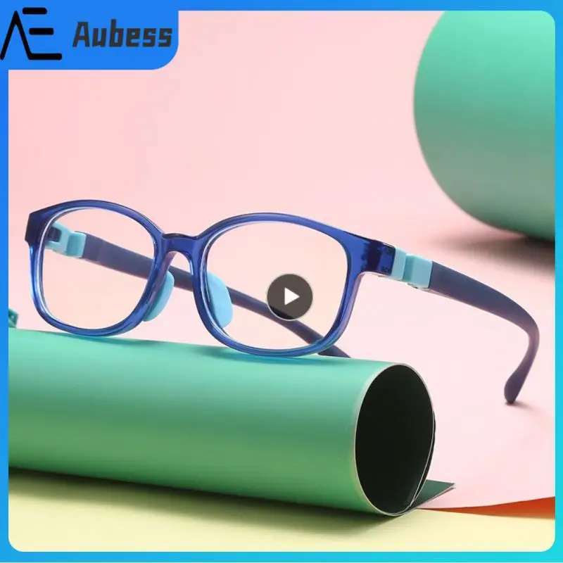 Frame Material Silicone Transparent Lens A Sturdy Hinge Removable Suitable Height Natural Curvature Spectacle Frame Soft Frame
Frame Material Silicone Transparent Lens A Sturdy Hinge Removable Suitable Height Natural Curvature Spectacle Frame Soft Frame