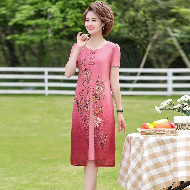 2022 Women's Summer Middle-aged Female Chiffon Dresses mother two-piece print flower loose dress
2022 Women's Summer Middle-aged Female Chiffon Dresses mother two-piece print flower loose dress