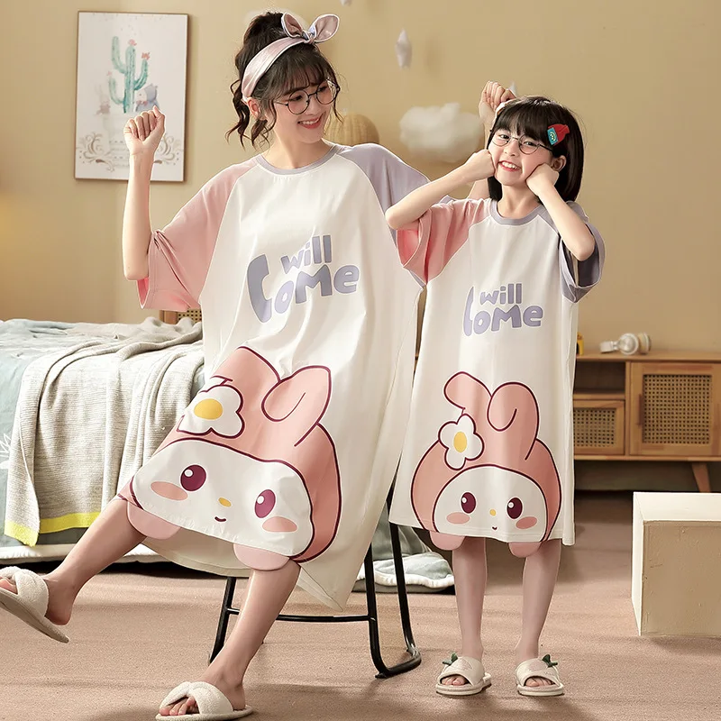 Sanrio Parent-Child Pajamas Kawaii Kuromi Cute Cartoon Dress Short Nightdress Size Girl Spring Summer Home Clothes Birthday Gift 
Sanrio Parent-Child Pajamas Kawaii Kuromi Cute Cartoon Dress Short Nightdress Size Girl Spring Summer Home Clothes Birthday Gift