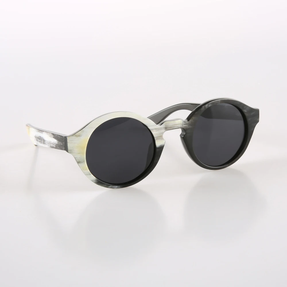 New Style Round Stripes Vintage Fashion Sunglasses Genuine Natural Horn Classic Luxury Glasses Handmade High Quality Eyewear
New Style Round Stripes Vintage Fashion Sunglasses Genuine Natural Horn Classic Luxury Glasses Handmade High Quality Eyewear
